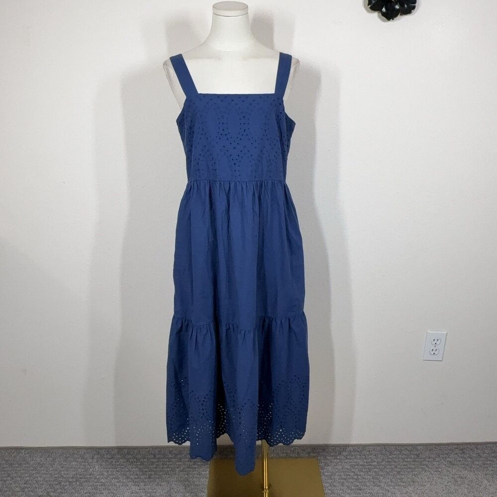 Uniqlo Dress Womens Medium Blue Eyelet Midi Sundress Cotton Pockets Casual Boho